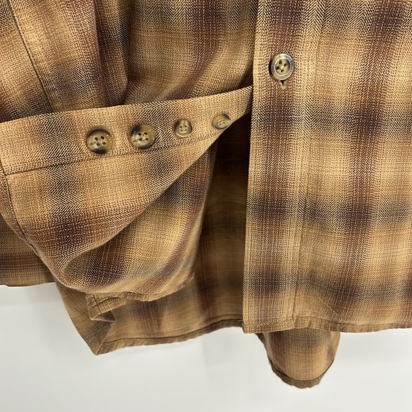 Columbia XCO Long Sleeve Plaid Button Up Shirt Men’s Size XL Tall in Tan - Picture 7 of 11